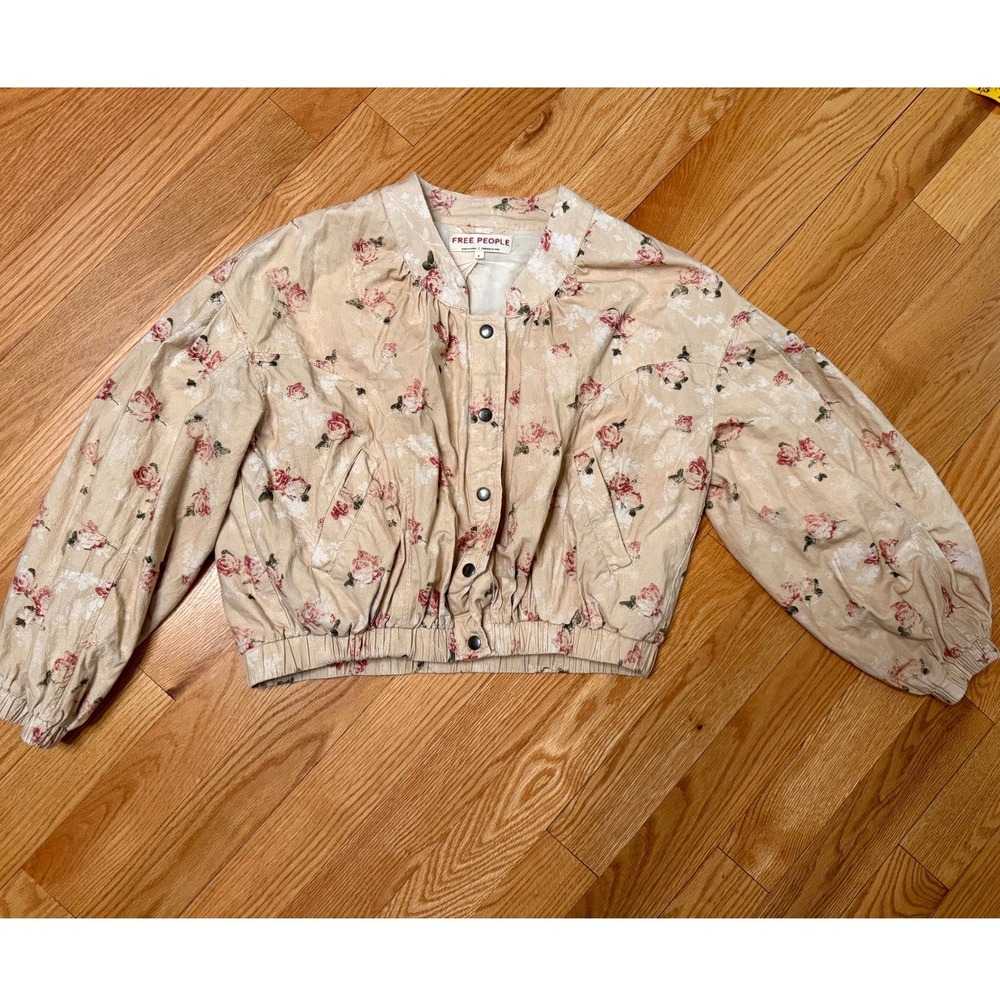 Free People Floral Bomber Jacket Beige Pink Rose Snap Front Balloon Sleeve Small